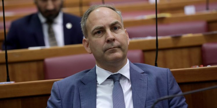 Bartulica iznio prljavi veš: ‘Stranka se ponaša podanički prema HDZ-u, podržat ću Radića’