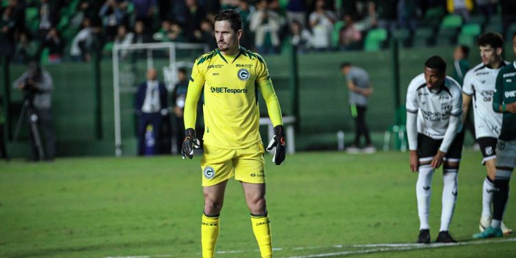 Brazil, Goiás se vraća iz Ceare s dva gola od… vratara