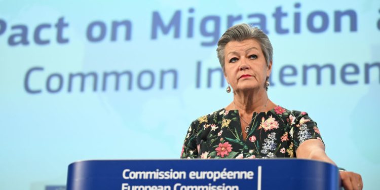 Bruxelles zahtijeva od Mađarske ‘objašnjenje’ ublažavanja viznih pravila za Ruse — RT World News