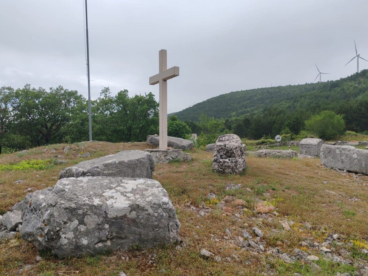 Crljivica arheolo ki lokalitet izme u Ciste Velike i Ciste Provo stecci 29 