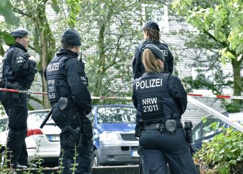 Cure jezivi detalji pokolja u Njemačkoj: Uhićen 15-godišnjak, ciljano je ljude ubadao u vrat