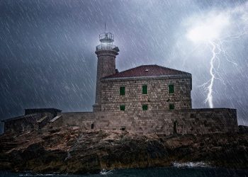 DAN JE SVJETIONIKA Prisjetimo se “Legendi svjetla”, zbirke priča hrvatskih lanterni |