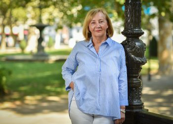 DURĐA ADLEŠIČ: ‘Dovodimo ukrajinsku djecu na more da barem malo zaborave na rat’ | NACIONAL.HR