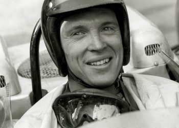 4. kolovoza 1968. na VN Njemačke Dan Gurney prvi koristio integralnu zaštitnu kacigu | NACIONAL.HR