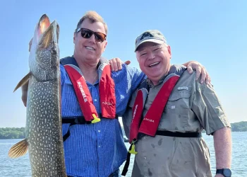 Demokratski zastupnik Minnesote brani Walza od ‘radikalne’ etikete GOP-a: ‘Ne mogu se više složiti’