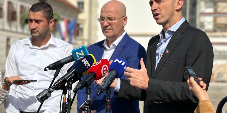 Domovinci na rubu raskola: ‘Ako Penava pobijedi, to će biti kraj stranke zauvijek’