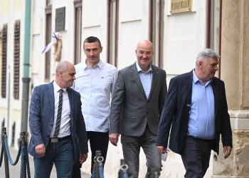 Domovinci poručili: ‘Naši ministri nisu glasali za financiranje srpskog tjednika Novosti!’