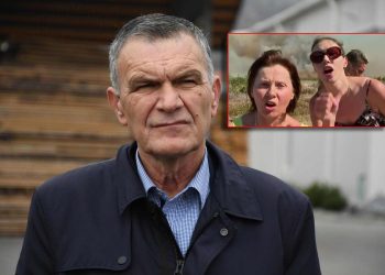 Dujić se javno ispričao zbog ponašanja supruge i kćeri, a onda se doznalo da je zahtijevao vatrogasnu cisternu ispred svoje kuće
