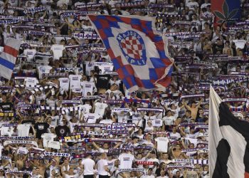 Euforija u Splitu: Rasprodani Poljud čeka Rakitića i Perišića od prve minute