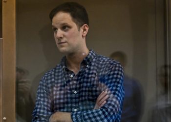 Evan Gershkovich možda nije bio špijun, ali nije bio ni Julian Assange — RT World News