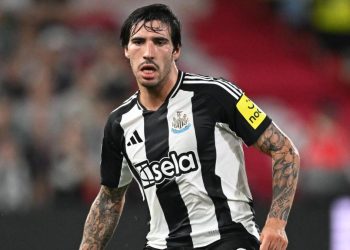 Evo opet Tonalija: igra, puca, osvjetljava Newcastle dok su pobjeđivali Forrest na penale