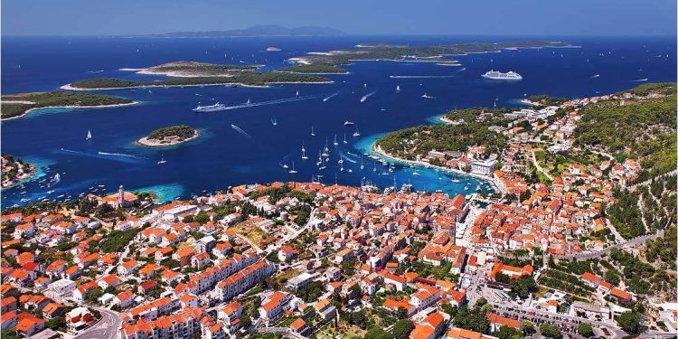 Evo što se odlučilo na Gradskom vijeću Grada Hvara. Vijećnici su jednoglasno usvojili Zaključak o ovim mjerama