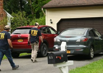 FBI pretresa kuću Scotta Rittera — RT World News