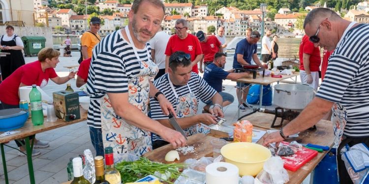 FEŠTA OD BRODETA Kulinarski pozdrav ljetu iz Bakra