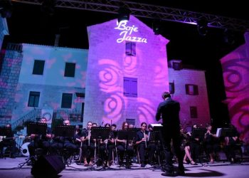 (FOTO) Građani oduševljeni: HGD “Biranj” bojama jazza obojalo kaštelansko Igrišće