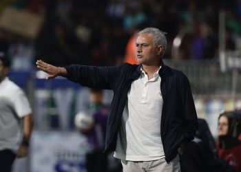 Fenerbahçe, Mourinho pobjeđuje 5-0 i kritizira suca: “Strašno…”