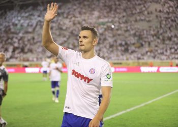 NAKON KRAJA SUSRETA Igrač Hajduka napravio glupost, neće uskoro igrati europske utakmice | NACIONAL.HR