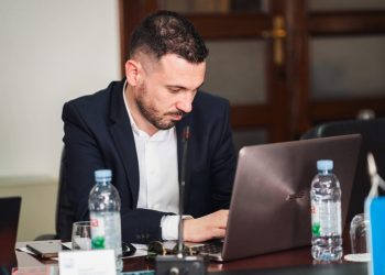 HDZ-ov gradski vijećnik: “Uhljebljivanje u JUPŠ Marjan, gradonačelnik bez komentara”