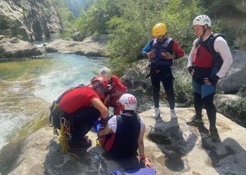HGSS iz kanjona Cetine izvukao ozlijeđenu ženu. Evo detalja