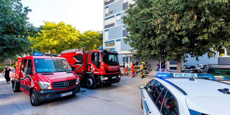 LUDILO BRALE Ispalio raketu na vjenčanju, izazvao požar, šteta 40 tisuća eura | NACIONAL.HR