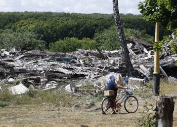ZASULI IH DRONOVIMA Rusija evakuira Lipeck, ima i žrtava: Savjetnik Zelenskog otkrio cilj napada | NACIONAL.HR