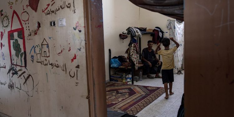 BROJE SE NOVE ŽRTVE Izraelski doseljenici napali palestinsko selo na Zapadnoj obali | NACIONAL.HR