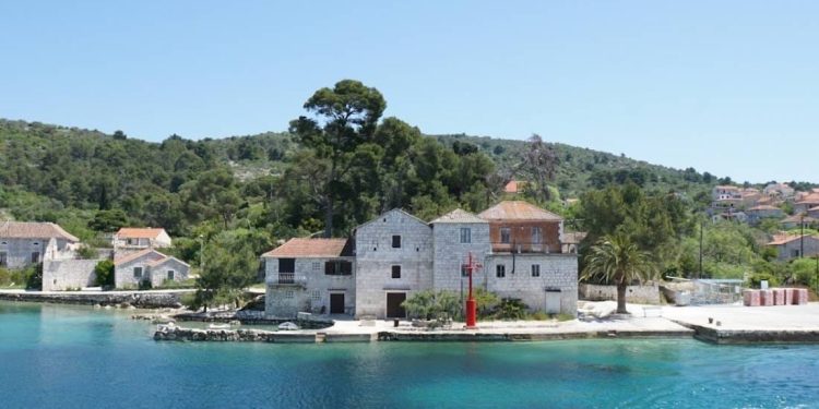 HOĆEMO VODU Stanovnici Drvenika Velog žele biti ravnopravni s kopnom