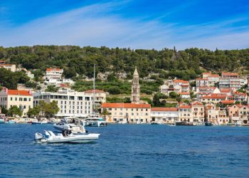 ISTRAŽILI SMO Što se to događa? Nekretnine na Jadranu nikad jeftinije, pogledajte za koliko se prodaju | NACIONAL.HR