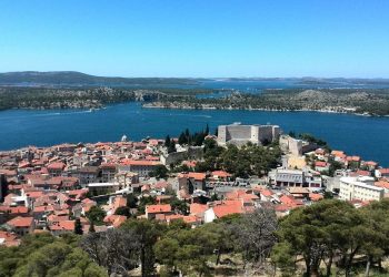 Impresivan show na Tvrđavi sv. Mihovila