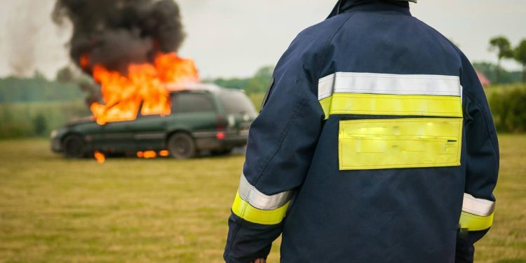 Izgorio auto i motor rovinjskog policijskog načelnika