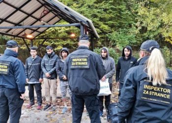 KRIJUMČARENJE MIGRANATA Racija u Privremenom prihvatnom centru Blažuj