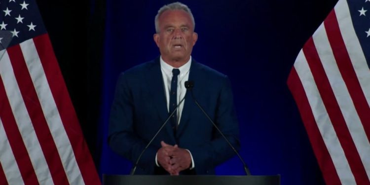 Kennedy podržao Trumpa — RT World News