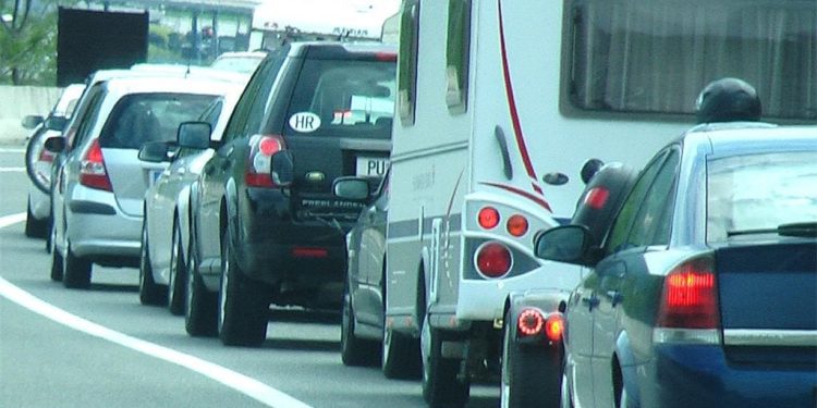 Kilometarske kolone na autocesti