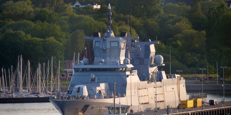 Kina bjesni: Njemački ratni brodovi čekaju zapovijed za prolaz Tajvanskim tjesnacem