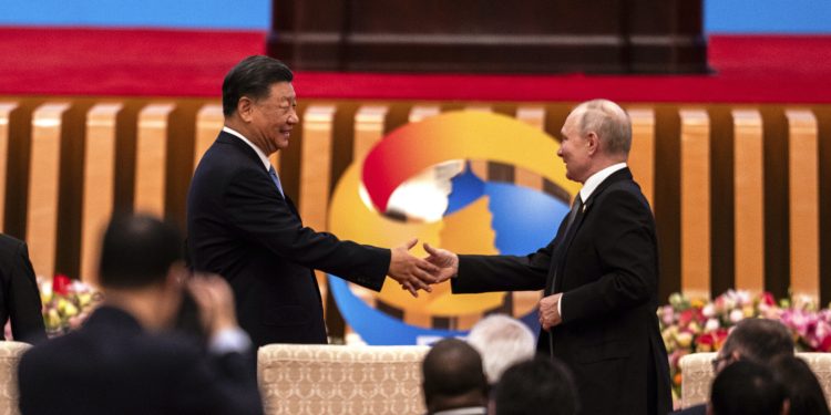 Kina i Rusija: Zaobilaženje sankcija uz pomoć trećih zemalja