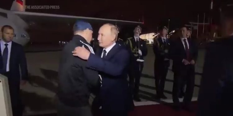 Kremlj priznao: Razmijenjeni zatvorenik bio član FSB-a – ‘Domovina vas nije zaboravila’