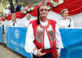 MIRO BULJ Zahuktava se priča oko predsjedničkih izbora: ‘Hebrang o Primorcu? Jedno je uvreda, drugo istina’ | NACIONAL.HR