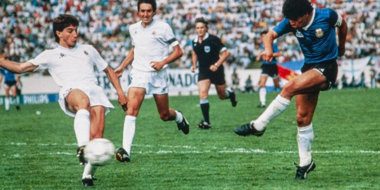 Maradona i gaf s argentinskog predsjedništva na dan ljevorukih