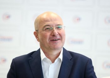 RADIĆ ODGOVORIO PENAVI ‘On želi način upravljanja s marionetama, rastjerat će članstvo’ | NACIONAL.HR