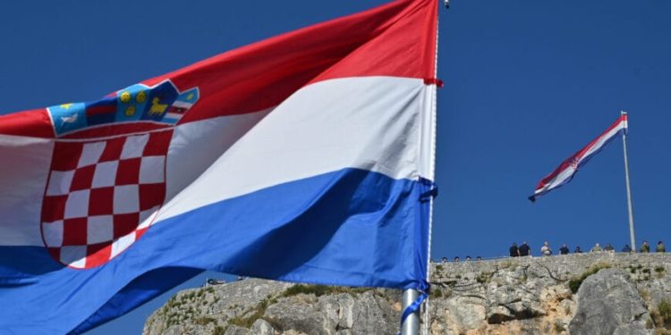 Ministar Anušić i načelnik GS OSRH general Kundid čestitali 29. obljetnicu VRO Oluja