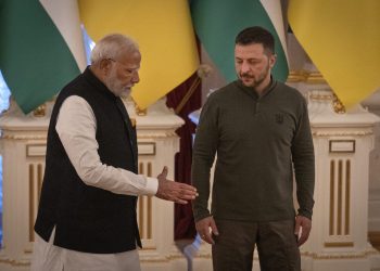 Modi poziva Zelenskog na razgovor s Putinom: Zelenski suzdržan