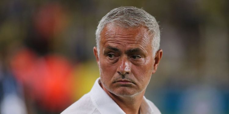 Mourinho i kontroverze: “Ja sam stranac u Turskoj, a ne mađioničar”