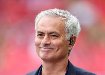Mourinho piše emotivno otvoreno pismo navijačima Fenerbahçea