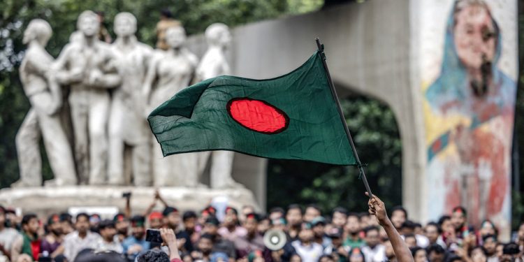 Može li kriza u Bangladešu gurnuti Indiju prema dugotrajnoj korekciji kursa? — RT Indija