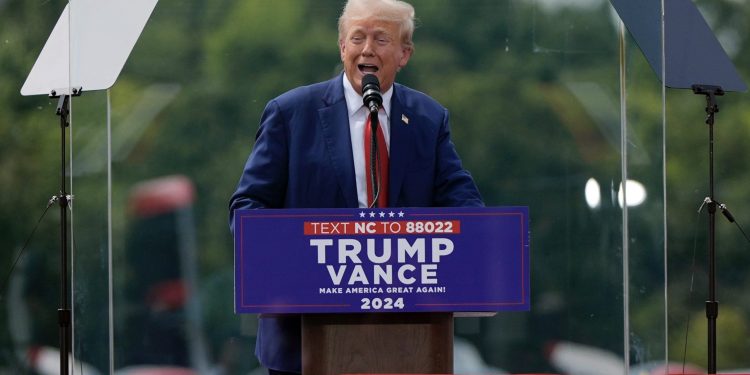 Nakon Obaminog osobnog razgovora u DNC-u, Trump pita: ‘Moram li se i dalje pridržavati politike?’