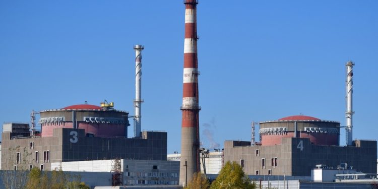 Nakon ukrajinskog napada izbio požar u nuklearnoj elektrani – guverner (VIDEO) — RT Rusija i bivši Sovjetski Savez