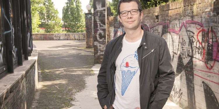 DVIJE EMOTIVNE PROJEKCIJE Na SFF-u prikazan pobjednički film Nebojše Slijepčevića iz Cannesa | NACIONAL.HR