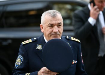 Nedodirljivi šef: Uzeo je novac, afere se zataškavaju, policija se raspada, a on se ne da