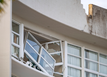 Neovlašteni pilot poginuo nakon što se helikopter srušio na australski hotel