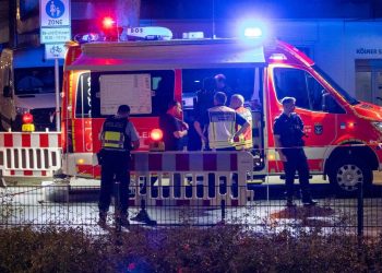 Njemački osumnjičenik za teroristički napad identificiran kao sirijska izbjeglica, kancelarka obećava provedbu stroge imigracije